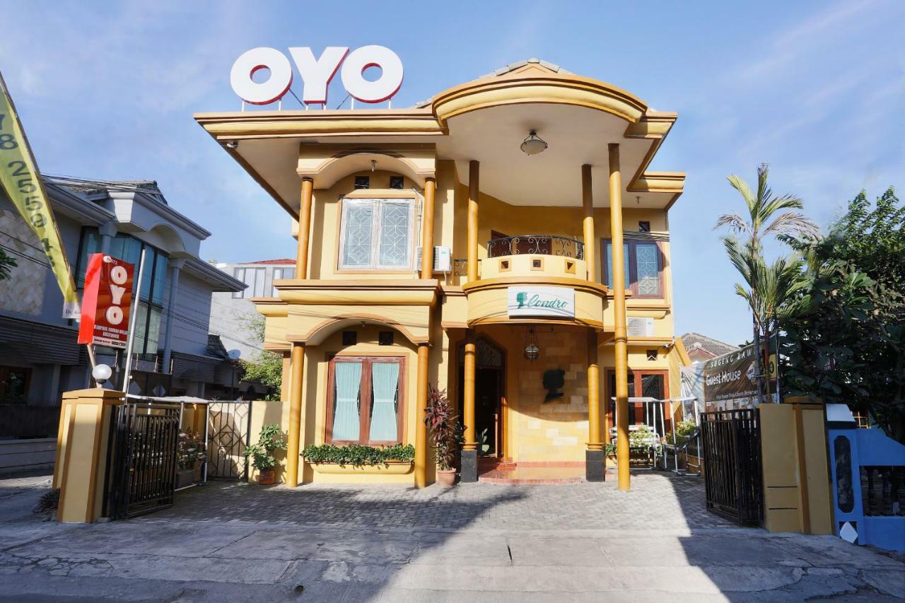 Oyo 1072 Kampung Condro Wulan Guesthouse Maguwo Exterior photo
